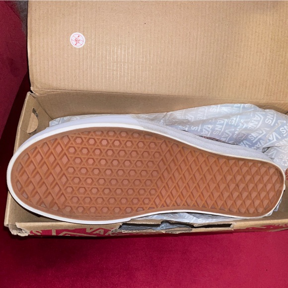 Vans Authentic Old Skool Chunky Glitter True White Skate Sneakers - Picture 6 of 11